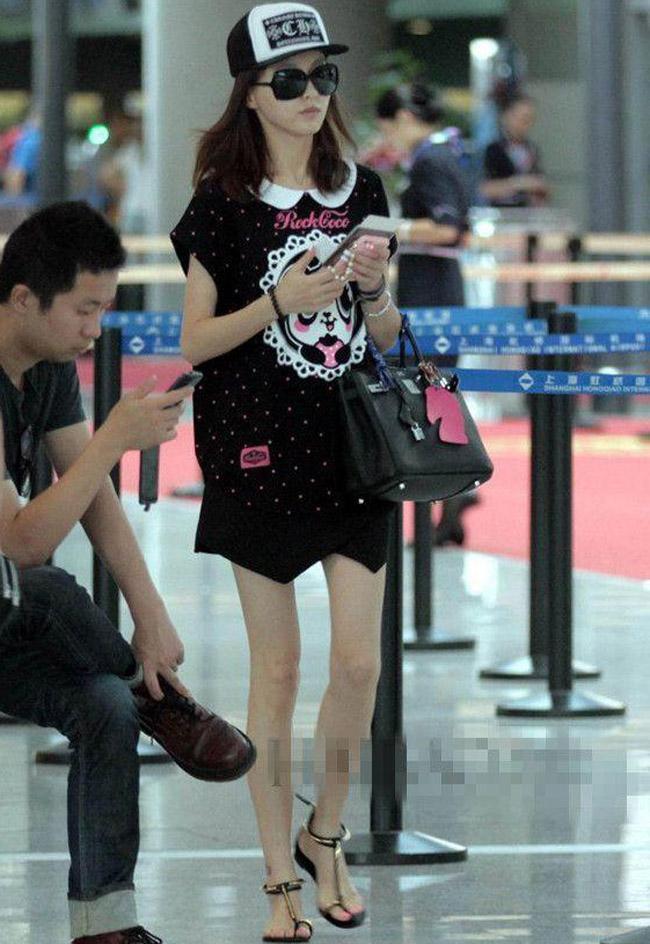 Nhiều khi phụ nữ béo không xấu, mà gầy mặc đồ mới thành thảm thê-9