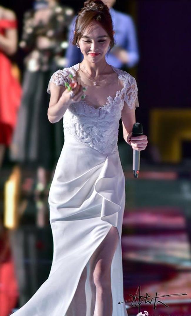 Nhiều khi phụ nữ béo không xấu, mà gầy mặc đồ mới thành thảm thê-10