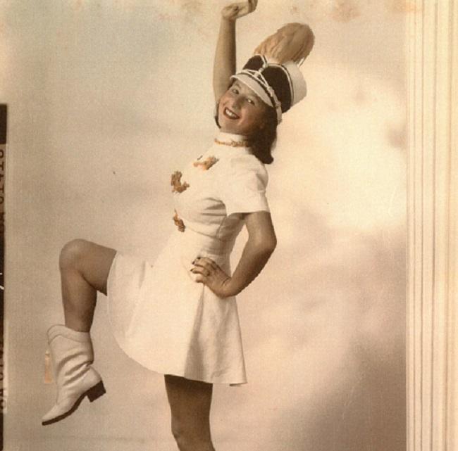 Chuyện xúc động về nụ hôn 76 năm sau trận đánh Trân Châu Cảng-2