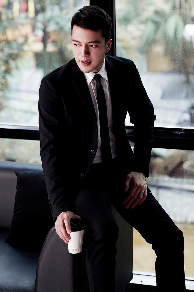 Chàng bác sĩ thẩm mỹ điển trai và chuyện trùng tu nhan sắc cho các hot girl-4