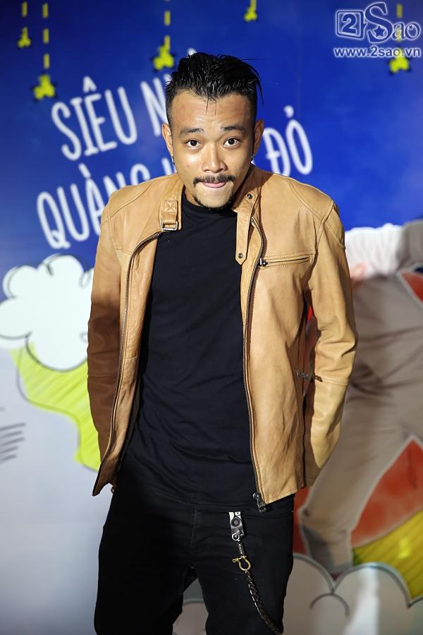 Trấn Thành mang giày độn, Miu Lê vàng nguyên cây đi dự sự kiện-3