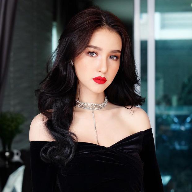 Sau đăng quang, Hoa hậu chuyển giới Thái Lan liên tục đăng ảnh đẹp hút hồn-9