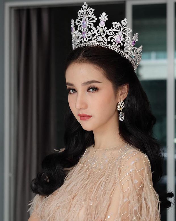 Sau đăng quang, Hoa hậu chuyển giới Thái Lan liên tục đăng ảnh đẹp hút hồn-1