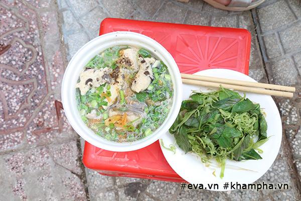 Cận cảnh thiên đường món ăn ngon - bổ - rẻ tại Phố hàng rong đầu tiên ở Sài Gòn-8