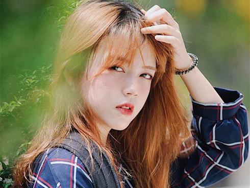 Xem ảnh của cô bạn đến từ ĐH Hoa Sen, chỉ biết cảm thán: Con gái Việt xinh không đùa được đâu!