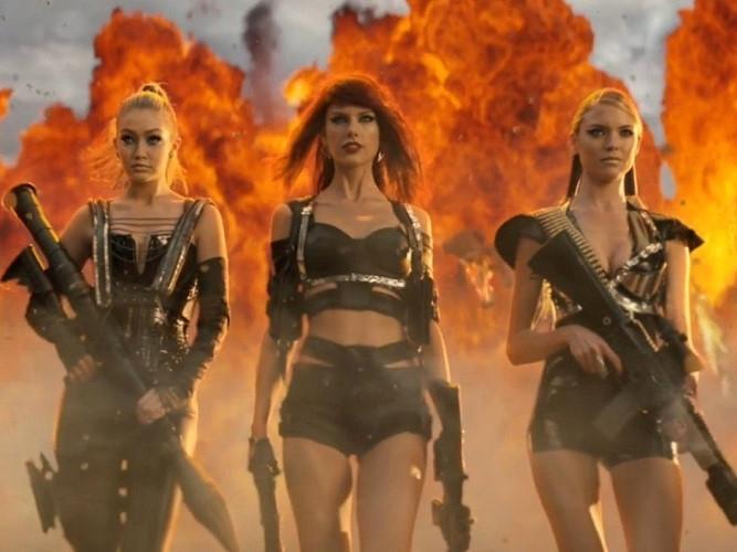 Biểu tượng gợi cảm của làng nhạc thế giới thập niên 2010 là ai?-5