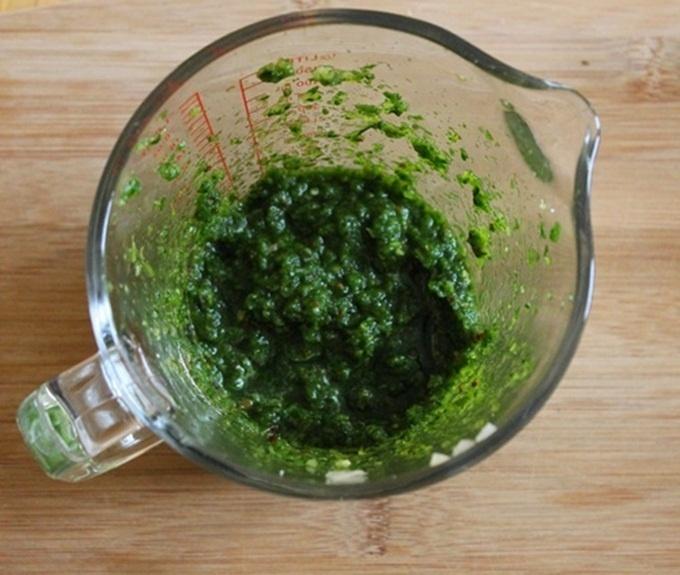 Bôi nước ép lựu lên môi và để qua đêm, môi sẽ tự nhiên hồng hào căng mọng-3