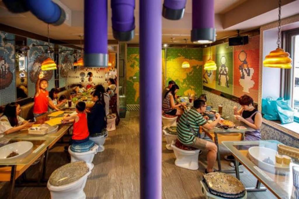 Mắt chữ A, mồm chữ O trước những nhà hàng kỳ dị nhất châu Á-2