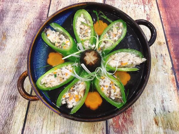 Canh mướp Nhật nhồi thịt-1