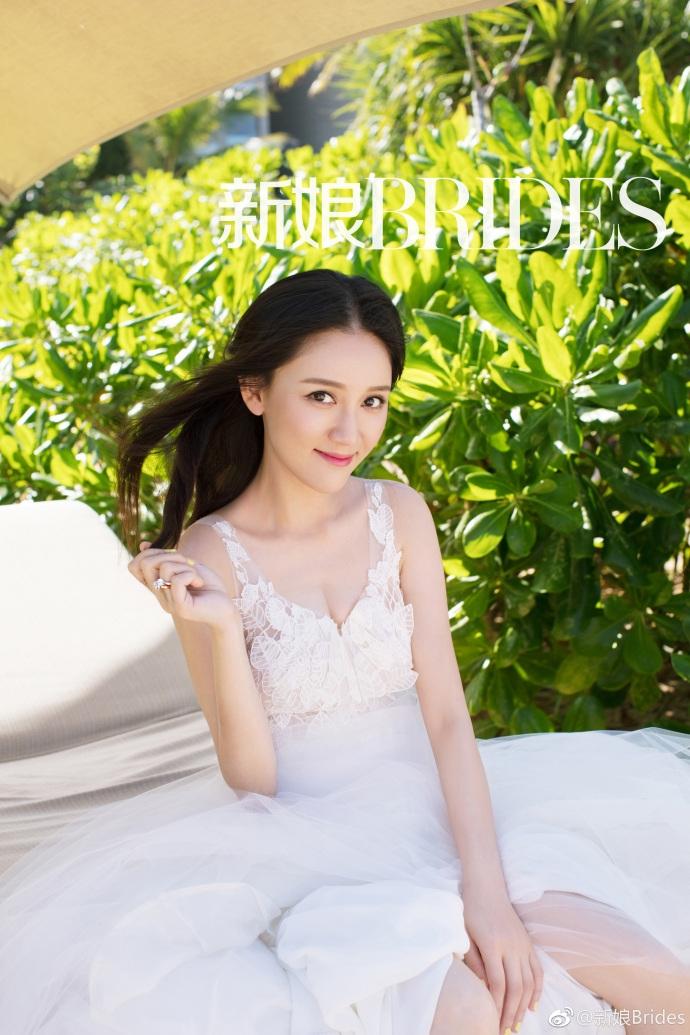 Ngấp nghé 40, Đông Phương Bất Bại Trần Kiều Ân quyến rũ khi hóa thân thành cô dâu-1