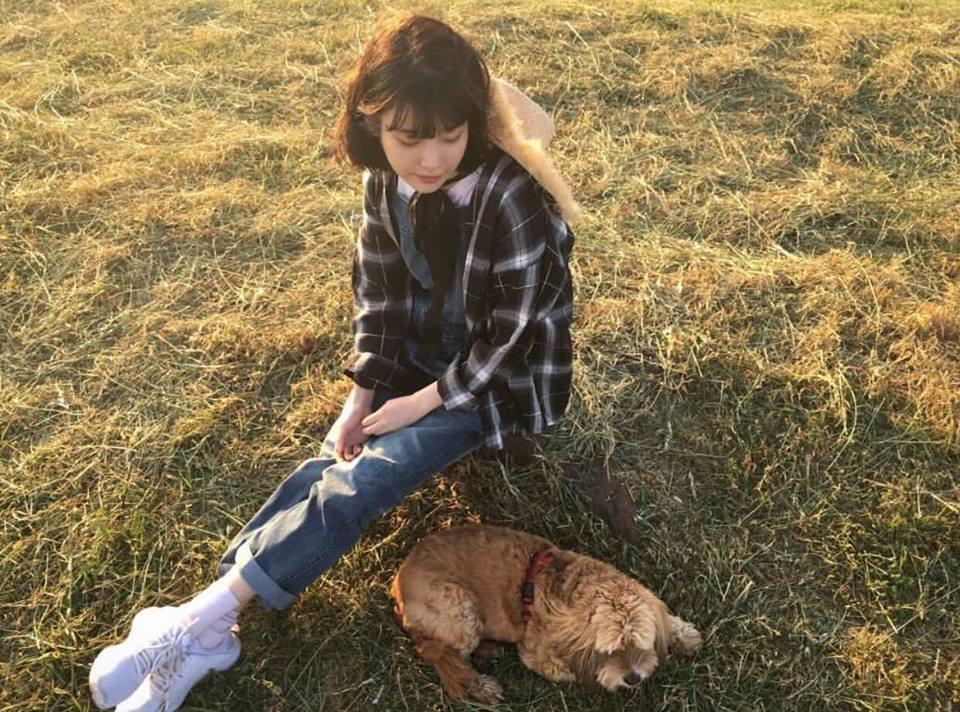 Street style tuần qua của tiên nữ cử tạ Kim Bok Joo nữ tính nhất dàn mỹ nhân Hàn-5