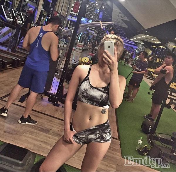 Chăm chỉ tập gym, nàng 9X từ thân hình cò hương trở nên nóng bỏng khiến ai cũng mê đắm-2
