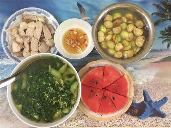 Nữ sinh gây sốt khi khoe bữa ăn ngon tự nấu chưa tới 25.000 đồng-5