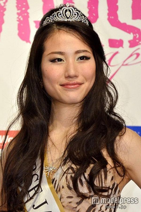 Những hoa hậu xấu nhất lịch sử khiến khán giả lắc đầu ngán ngẩm-8