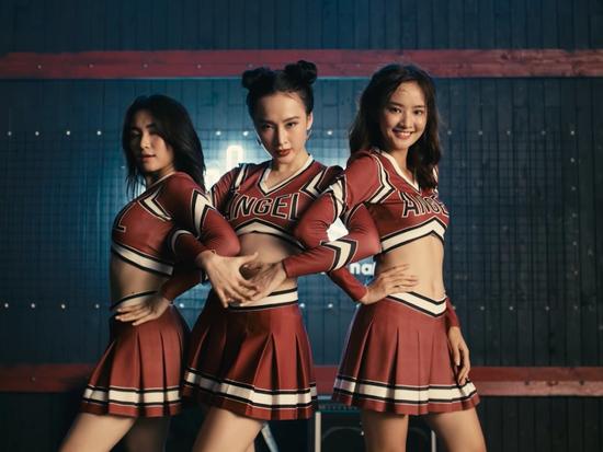 Angela Phương Trinh gây ngạc nhiên khi lộ giọng thật qua bản cover 'Vì ai vì anh'