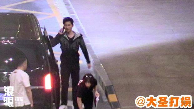 Lý Thần bị bắt gặp trò chuyện thân mật với mỹ nhân lạ mặt không phải Phạm Băng Băng-6