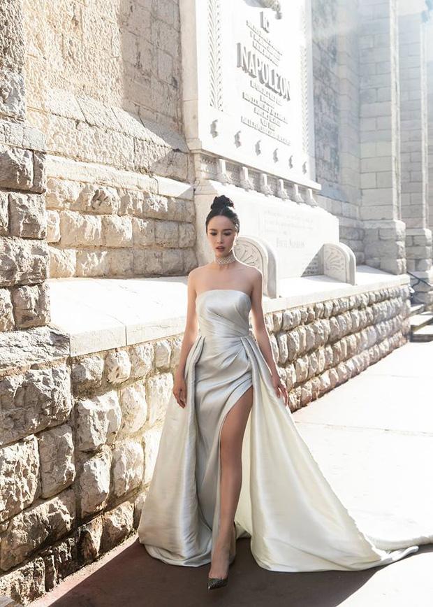 Hoàng Thuỳ đụng hàng váy xẻ tà cao vút quá đỗi gợi cảm với Minh Hằng, Vũ Ngọc Anh-7