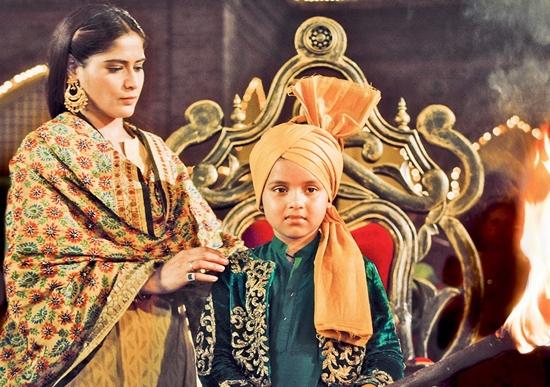 Tiết lộ gây sốc về giới tính thật của những cậu bé nổi tiếng trên màn ảnh-1