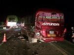 Tai nạn liên hoàn giữa 3 xe khách trên cao tốc Nội Bài - Lào Cai, 10 hành khách bị thương