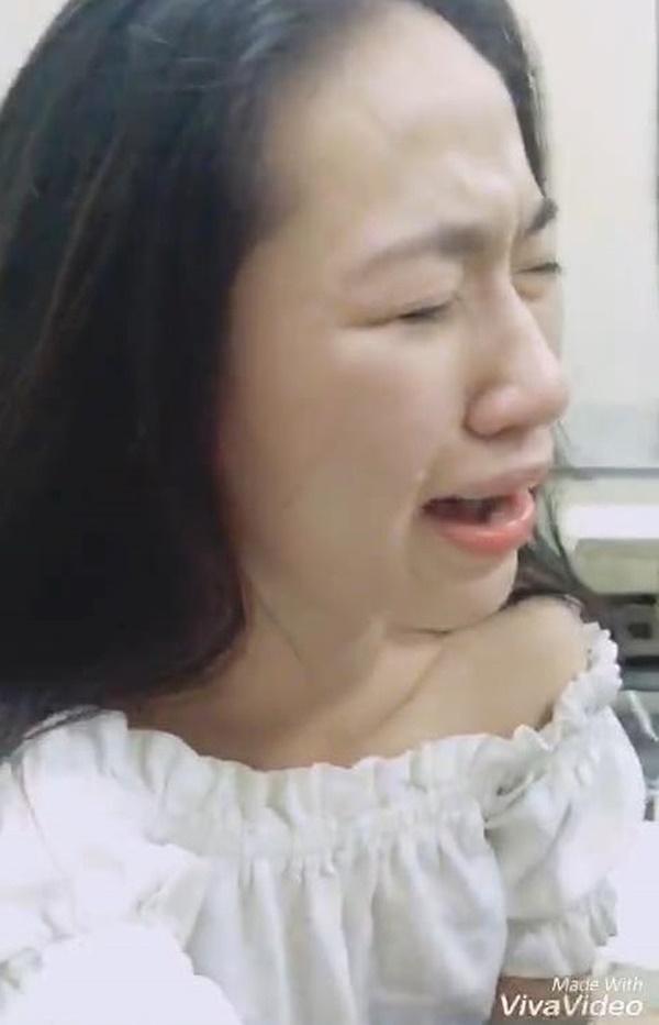 Nghe chàng trai nói không được lấy vợ vì nghèo, cô gái vừa khóc tức tưởi vừa nâng chén tiêu sầu-5