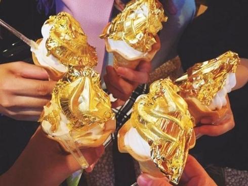 Món kem dát vàng sang chảnh nhất thế giới