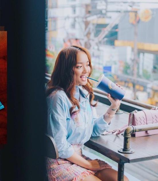 Hot girl - hot boy Việt 3/9: Minh Châu hút triệu lượt xem khi cover hit sặc mùi 18+ của Hà Hồ-12