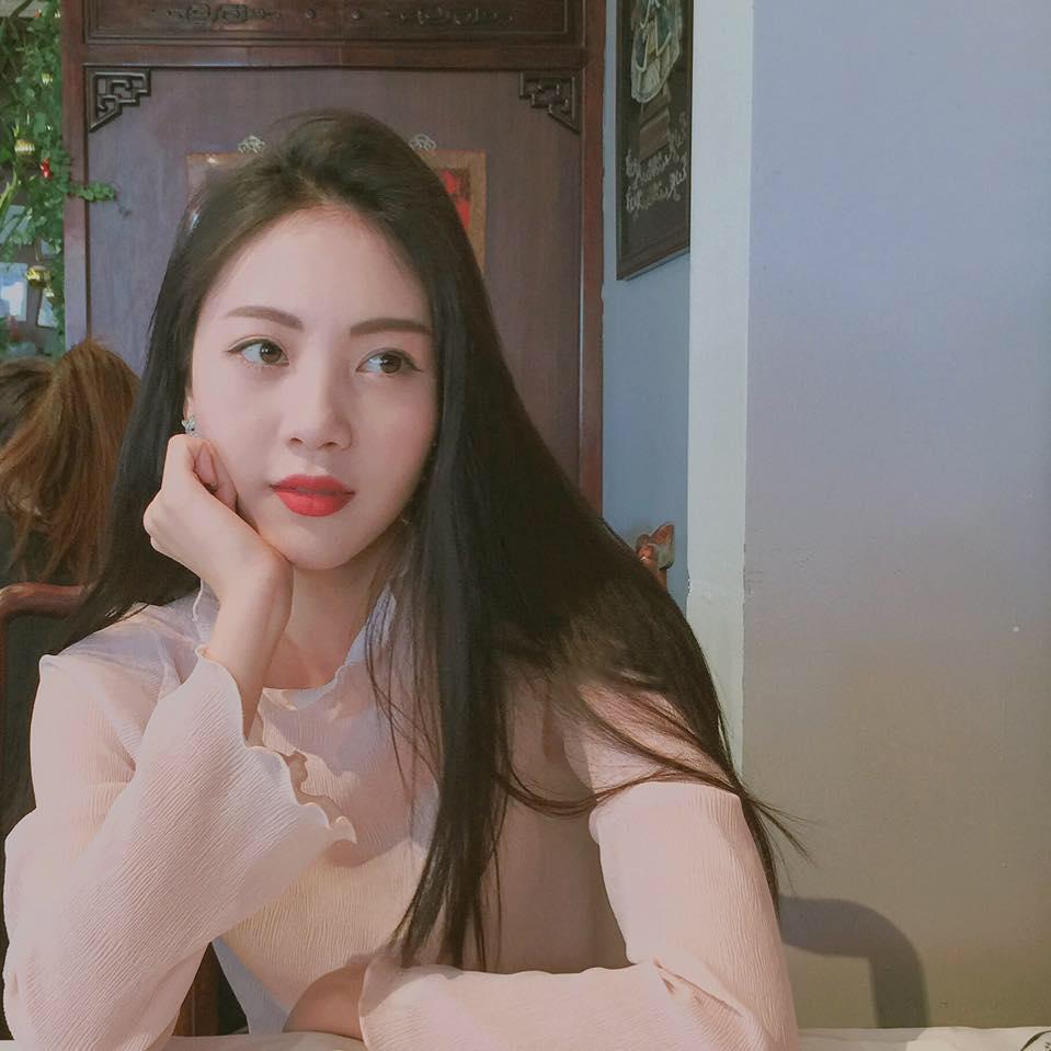 Hot girl - hot boy Việt 3/9: Minh Châu hút triệu lượt xem khi cover hit sặc mùi 18+ của Hà Hồ-1