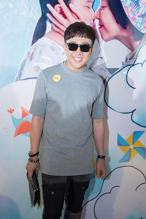 Đi giày đế cao hơn chục phân thế này thì Trấn Thành còn ngán gì ai-1