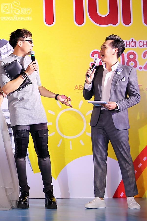 Đi giày đế cao hơn chục phân thế này thì Trấn Thành còn ngán gì ai-3