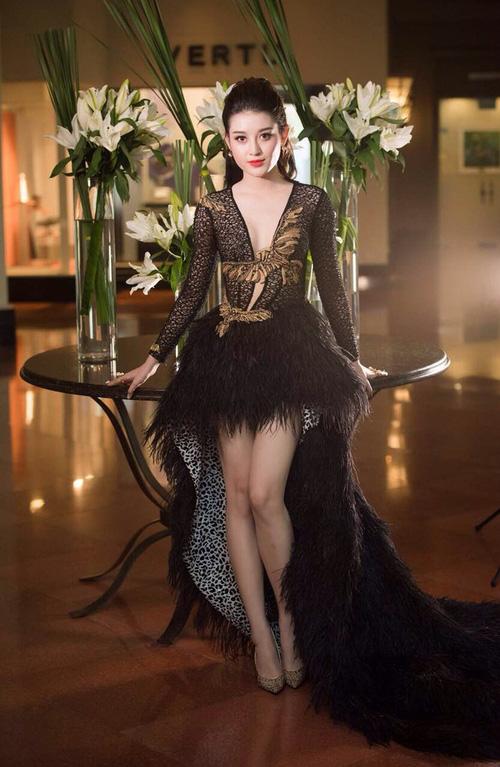 Huyền My khoe khả năng nói tiếng Anh trước khi thi Miss Grand International 2017-1