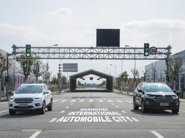 Công nghệ mới giúp người lái xe tránh đèn đỏ-1