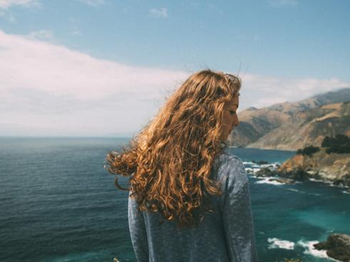 Có những người không biết thế nào là 'đủ' trong tình yêu