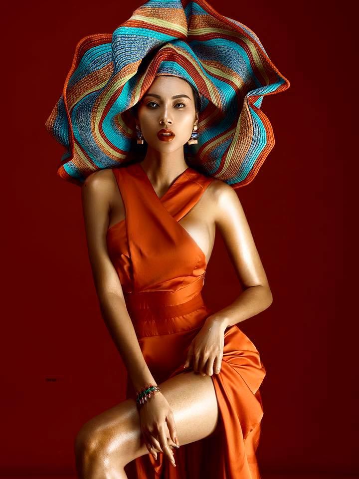 Hot girl Nga Tây đãi thị lực người xem với bộ ảnh đánh dấu tuổi 27 không thể nóng hơn-3