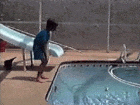 Ảnh động: Vẻ gớm ghê của những bộ mặt có vẻ tử tế-5