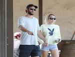 Bị Liam lợi dụng, Miley Cyrus luôn phải bỏ tiền bao mọi chi phí cho người yêu?
