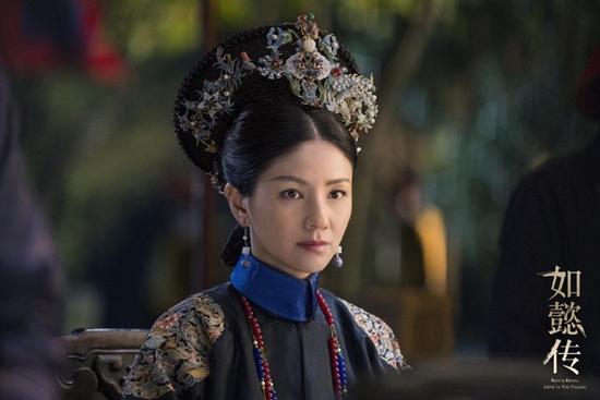 Lâm Tâm Như có ghen khi thấy một dàn mỹ nhân tuyệt sắc vây quanh chồng mình?-8