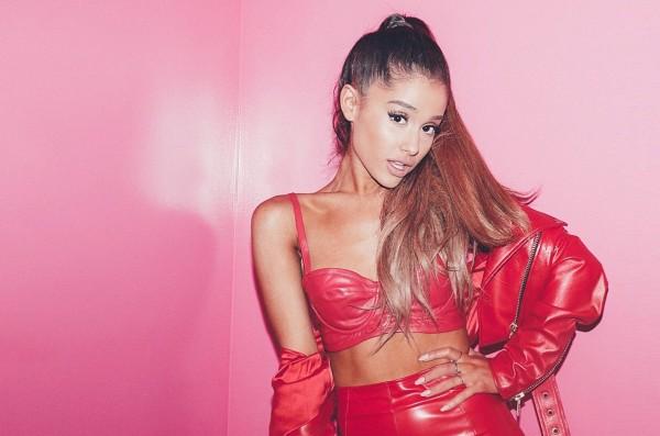 Ariana Grande và những lùm xùm làm mất lòng người hâm mộ-1