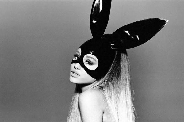 Ariana Grande và những lùm xùm làm mất lòng người hâm mộ-3