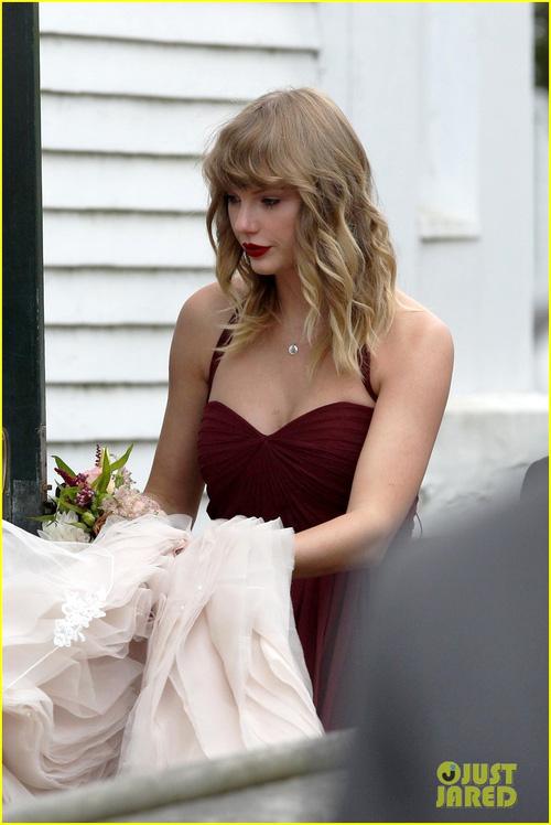Công chúa nhạc Đồng quê chưa chết: Taylor được đề cử Ca khúc của năm tại CMA Awards sau 3 năm-1