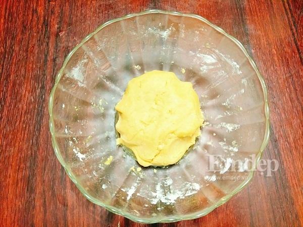 Để làm thành công món bánh nướng trung thu nhân đậu xanh, cần nắm vững những lưu ý dưới đây-8