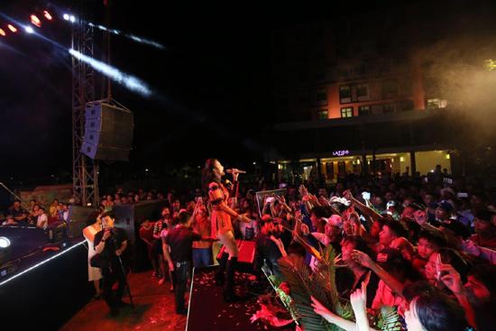 Trọng Hiếu khen Đông Nhi dai sức-2