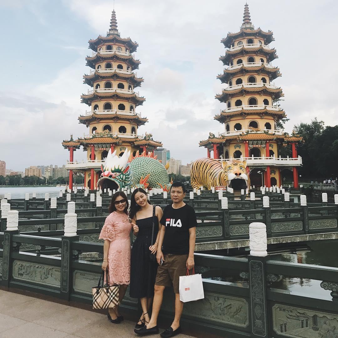 Tin sao Việt 5/9: Ngã bổ chửng giữa cổng đài truyền hình, Á hậu Tú Anh lo mình ế chồng vì tính hậu đậu-11