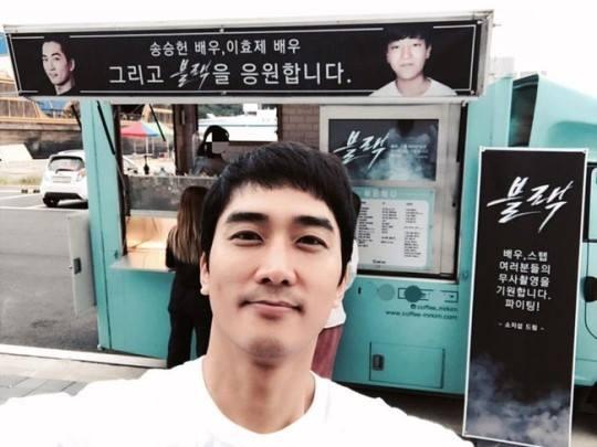 Sao Hàn 5/9: Con gái Choi Jin Sil bị cáo buộc dùng cái chết của mẹ mình thu hút sự chú ý-1