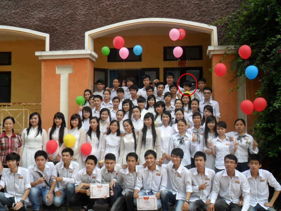 Lộ ảnh Sơn Tùng M-TP thời học sinh mập ú đi dự khai giảng, giật mình soi kỹ chiều cao thật của sếp-7