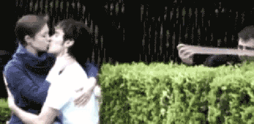 Ảnh động: Vẻ gớm ghê của những bộ mặt có vẻ tử tế-3