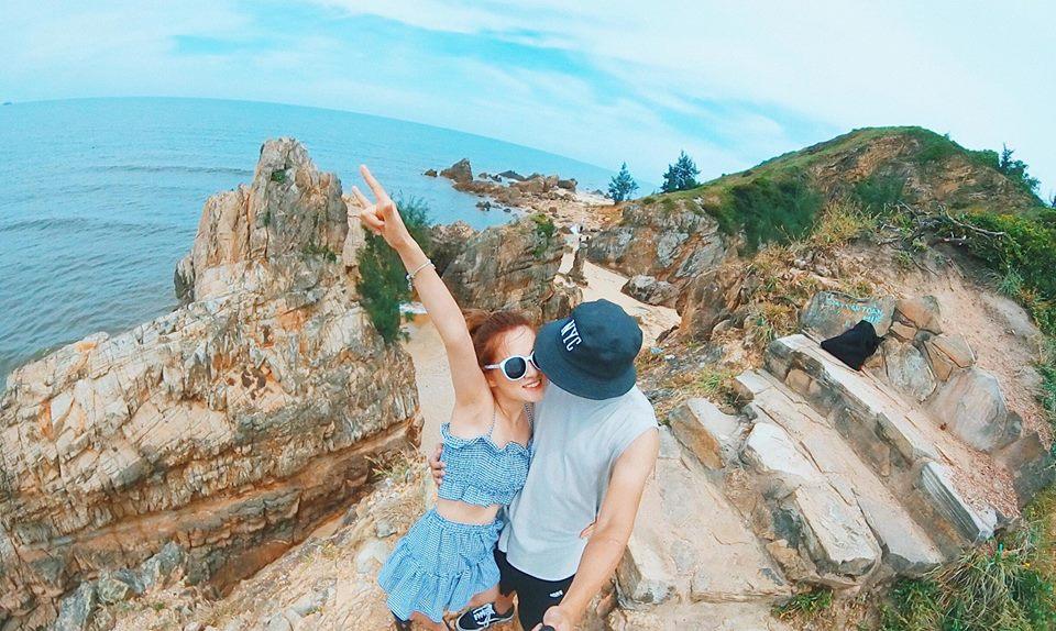 Hot girl - hot boy Việt 6/9: BB Trần bất ngờ khoe vòng 1 đẫy đà, quyến rũ-5