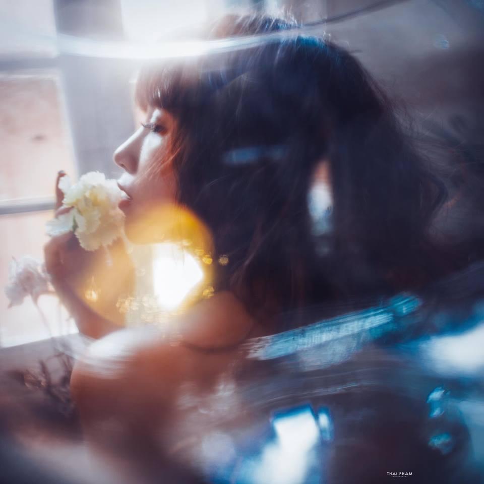 Hot girl - hot boy Việt 6/9: BB Trần bất ngờ khoe vòng 1 đẫy đà, quyến rũ-10