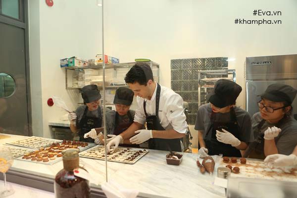 Mục sở thị quy trình sản xuất sô cô la được mệnh danh ngon nhất thế giới tại Hà Nội-4