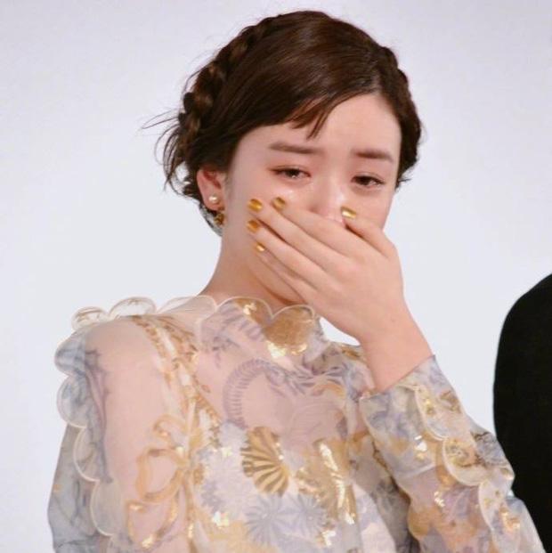 Chỉ vì khóc quá đẹp, nữ diễn viên 18 tuổi Nhật Bản nổi tiếng sau 1 đêm-3
