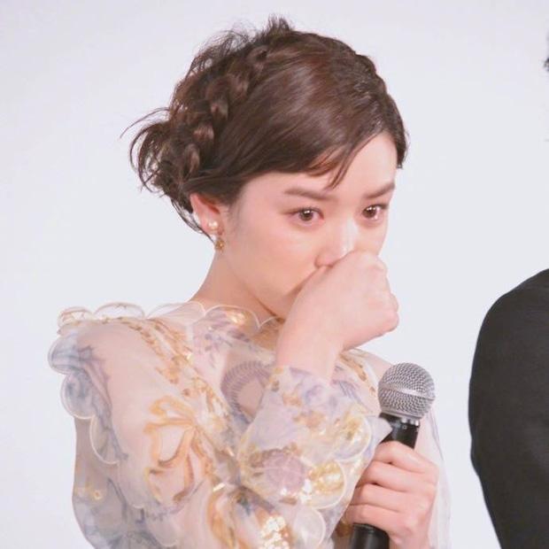 Chỉ vì khóc quá đẹp, nữ diễn viên 18 tuổi Nhật Bản nổi tiếng sau 1 đêm-5